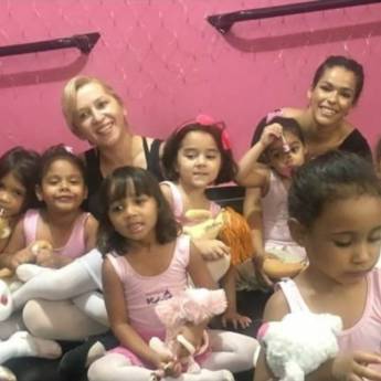 Comprar o produto de Ballet- (Baby Class ( 03 e 04 anos de idade) em Danças em Brasília, DF por Solutudo
