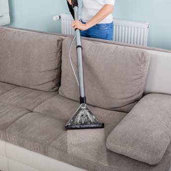 Comprar o produto de Limpeza de Estofados  em Limpeza de estofado  em Jaú, SP por Solutudo