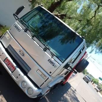 Comprar o produto de Guincho de caminhão em Guinchos em Faxinal, PR por Solutudo