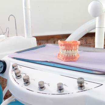 Comprar o produto de Prótese Dentária em Próteses Dentárias em Assis, SP por Solutudo