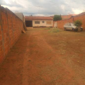 Comprar o produto de Serviço de limpeza pós obra em terreno - Bauru em Limpeza de Área Externa em Bauru, SP por Solutudo