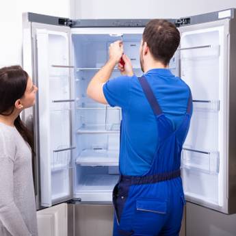 Comprar o produto de Assitência técnica de freezer em Refrigeração - Assistência Técnica em Marília, SP por Solutudo