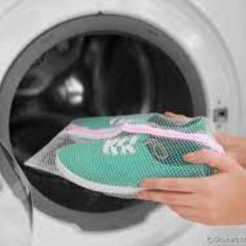 Comprar o produto de Limpeza de calçados em Tipos de Lavagem em Santa Luzia, MG por Solutudo