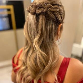 Comprar o produto de Penteado em Salões de Beleza em Botucatu, SP por Solutudo