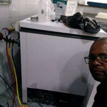 Comprar o produto de Conserto de Freezer - Rapidez e Eficiência - Niterói/RJ em Refrigeração - Assistência Técnica em Niterói, RJ por Solutudo