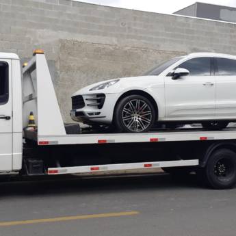 Comprar o produto de Guincho para Remoção de Veículos em Guinchos em Pinhais, PR por Solutudo