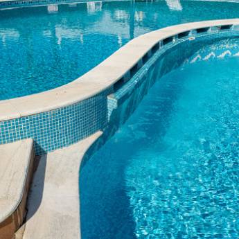 Comprar o produto de Restauração de piscinas em Piscinas em Osório, RS por Solutudo