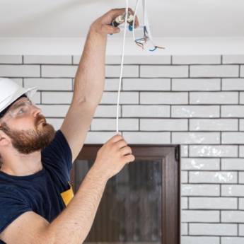 Comprar o produto de Serviços elétricos residencial em Eletricistas em São Paulo, SP por Solutudo