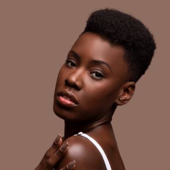 Comprar o produto de Base Liquida Soft Matte - Hb8050 - Cafe 4 – Ruby Rose em Maquiagem em Divinópolis, MG por Solutudo