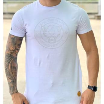 Comprar o produto de T-Shirt Brasão Strass Branca em Camisetas em Bauru, SP por Solutudo