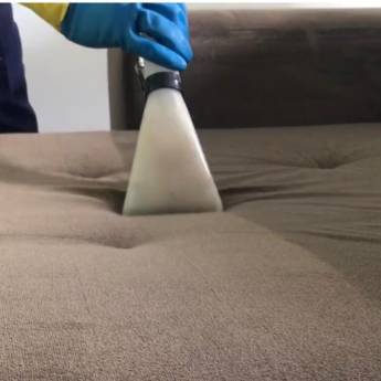 Comprar o produto de Limpeza e Higienização em Higienização e Lavagem de Carpete - Tapetes - Capachos em Lençóis Paulista, SP por Solutudo