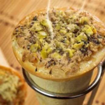 Comprar o produto de Pizza cone de Atum em Pizzaria Delivery em Lins, SP por Solutudo