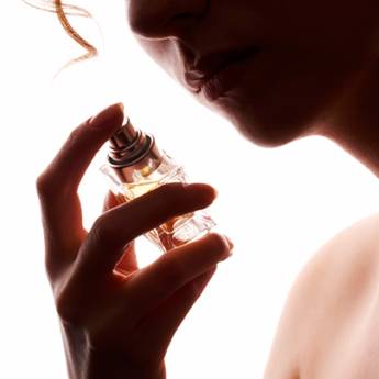 Comprar o produto de Deocolônias - Feminino & Masculino em Beleza e Cuidado Pessoal em Jundiaí, SP por Solutudo