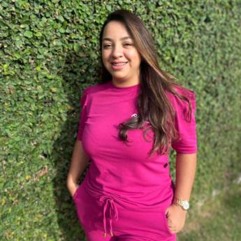 Comprar o produto de Haiany Castro - Cabeleireira Especialista em Progressiva em Cabelereiro  em Mineiros, GO por Solutudo