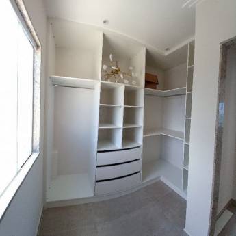Comprar o produto de Closet Planejado em Móveis Planejados em Macaé, RJ por Solutudo