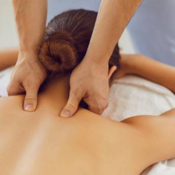 Comprar o produto de Massagem relaxante em Bauru em Terapia Alternativa em Bauru, SP por Solutudo