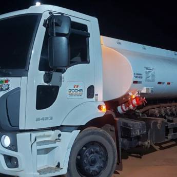 Comprar o produto de Transporte de Produtos Perigosos - Segurança e Confiabilidade em Santarém/PA em Transportes em Santarém, PA por Solutudo