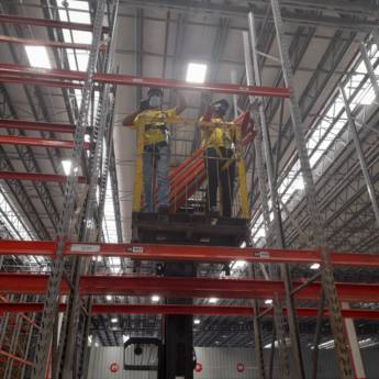 Comprar o produto de Montador de estrutura metálica em Montadores de Móveis em Rio de Janeiro, RJ por Solutudo