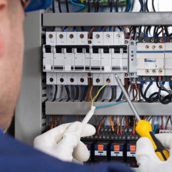 Comprar o produto de Manutenção Preventiva de Rede Elétrica em Energia Elétrica em São Tiago, MG por Solutudo Comprar o produto de Manutenção Preventiva de Rede Elétrica em Energia Elétrica em São Tiago, MG por Solutudo