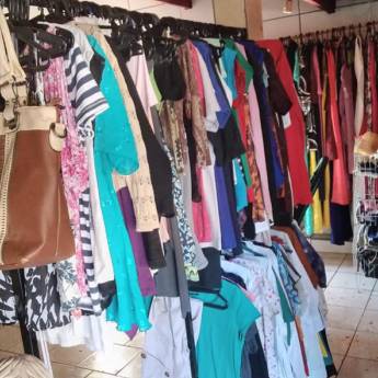 Comprar o produto de Venda de roupas em atacado em Brechós em Ourinhos, SP por Solutudo