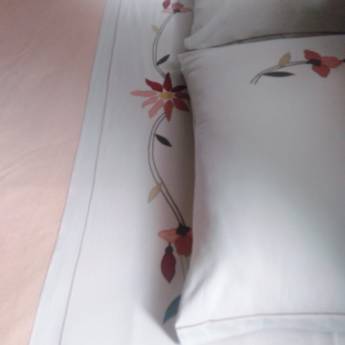 Comprar o produto de Jogo de Lençol  em Cama, Mesa e Banho em Viçosa, MG por Solutudo