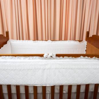 Comprar o produto de Kit Berço em Algodão Egípcio 400 fios em Cama, Mesa e Banho em Viçosa, MG por Solutudo