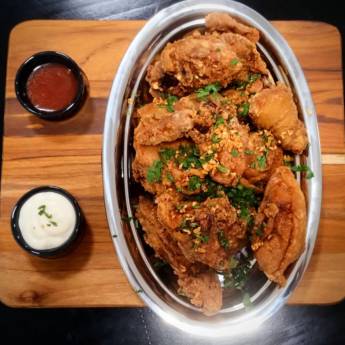 Comprar o produto de Porção de frango a passarinho(pedaços de coxa e sobrecoxa picado) em Frango em Botucatu, SP por Solutudo