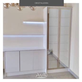 Comprar o produto de CRISTALEIRA em Móveis Planejados em Botucatu, SP por Solutudo