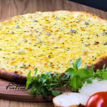 Comprar o produto de Pizza Cinco Queijos em Pizzas em Mineiros, GO por Solutudo