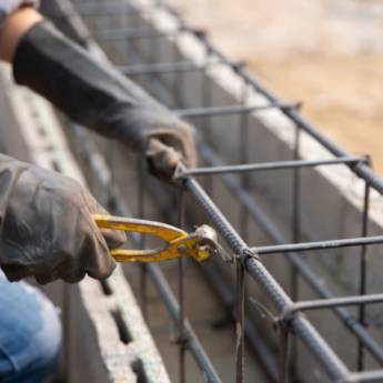 Comprar o produto de Construção Industrial em Construção em Serra, ES por Solutudo