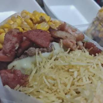 Comprar o produto de X Calabresa em Lanches em Governador Valadares, MG por Solutudo