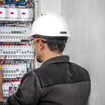 Comprar o produto de Elétrica Predial em Eletricistas em Viradouro, SP por Solutudo