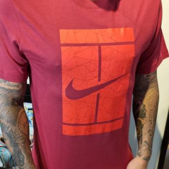 Comprar o produto de Camiseta Nike Vermelha em Camisetas em Bauru, SP por Solutudo