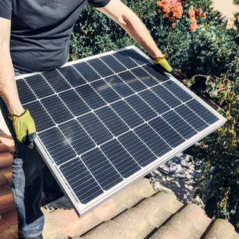 Comprar o produto de Instalação De Placa Fotovoltaica em Energia Solar em Rio Verde, GO por Solutudo