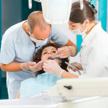 Comprar o produto de Dentista para extração de dentes em Bauru em Odontologia em Bauru, SP por Solutudo