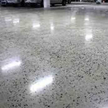 Comprar o produto de Piso Polido  em Pisos e Revestimentos em Itaí, SP por Solutudo