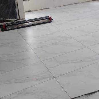 Comprar o produto de Pisos em Azulejos em Itatinga, SP por Solutudo