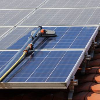Comprar o produto de Limpeza de Placa Solar em Energia Solar em Curitiba, PR por Solutudo