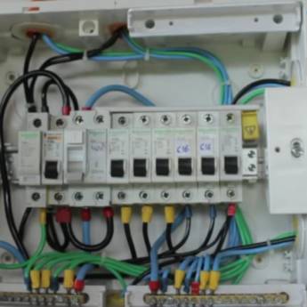 Comprar o produto de Instalação Elétrica em Eletricistas em São Manuel, SP por Solutudo