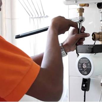 Comprar o produto de Instalação de Pressurizadores em Refrigeração - Assistência Técnica em Rio de Janeiro, RJ por Solutudo