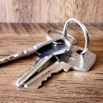 Comprar o produto de Chaveiro em Chaveiro em Valparaíso, SP por Solutudo