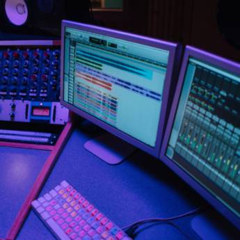 Comprar o produto de Assistência Técnica em Computadores em Assistência Técnica em Canoas, RS por Solutudo