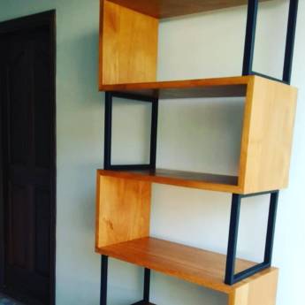 Comprar o produto de Prateleiras Planejadas em Móveis Planejados em Piraju, SP por Solutudo