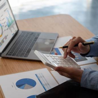 Comprar o produto de Crédito Consignado em Financeiras - Empréstimos em Luziânia, GO por Solutudo