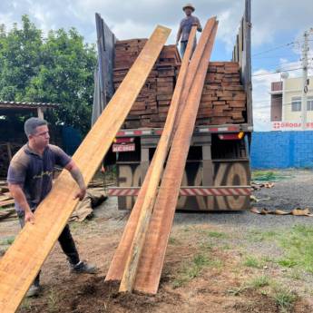 Comprar o produto de Portas em Materiais para Construção em Salto, SP por Solutudo
