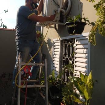 Comprar o produto de Instalação de Ar Condicionado em Instalação em Franca, SP por Solutudo