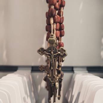 Comprar o produto de Terços em Metal em Terços em Mineiros, GO por Solutudo