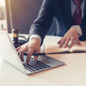 Comprar o produto de Área de atuação cívil em Advocacia em Brasília, DF por Solutudo