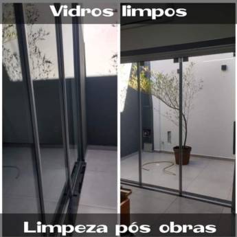 Comprar o produto de Limpeza de vidros em Limpeza de Estofados em Penápolis, SP por Solutudo