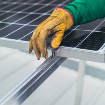 Comprar o produto de Energia Solar para Indústrias em Energia Solar pela empresa FAC Solar Engenharia e Serviços Elétricos em Canaã dos Carajás, PA por Solutudo